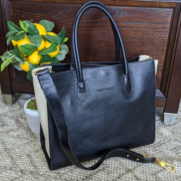 Kelly Tooke Handbags - Kelly Tooke black/off-white tote